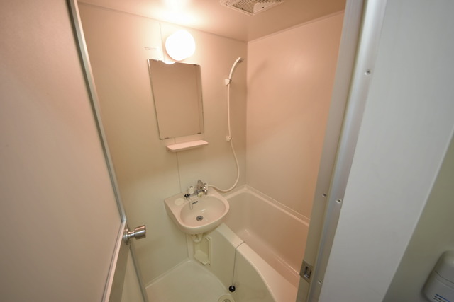 洗面設備　★身だしなみはこちらで★