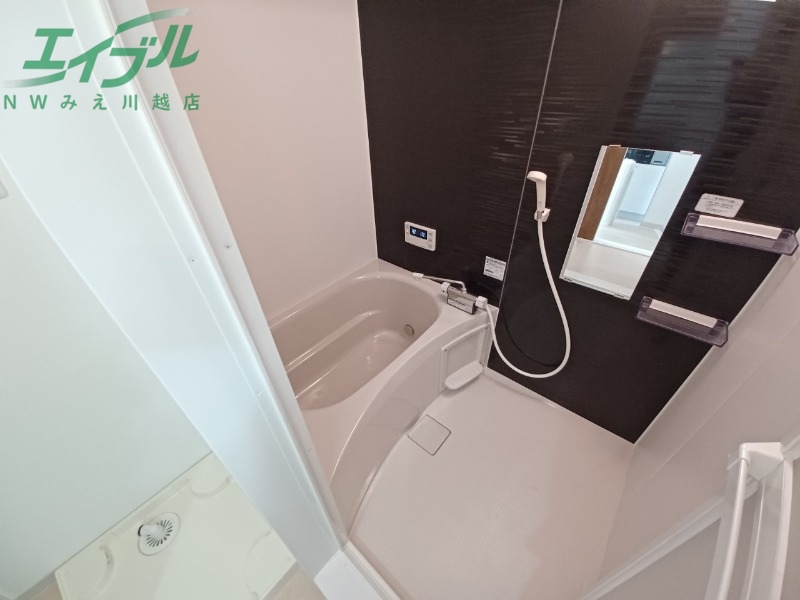 バス・シャワールーム　同型参考写真