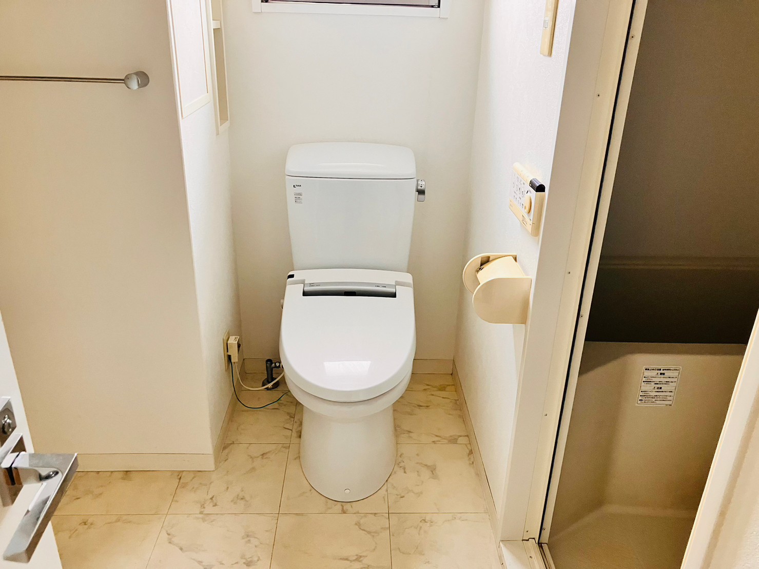 近鉄南大阪線 河堀口駅 徒歩3分 7階建 築19年のトイレ写真