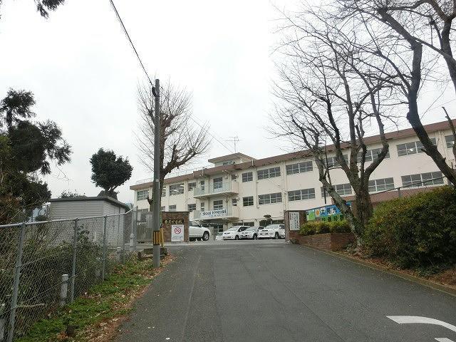 中学校　香月中学校（中学校）まで850m