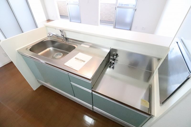 キッチン　退去予定の為別部屋の写真使用