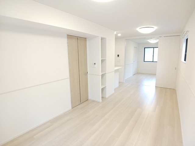 居室・リビング　※同タイプの写真になります。