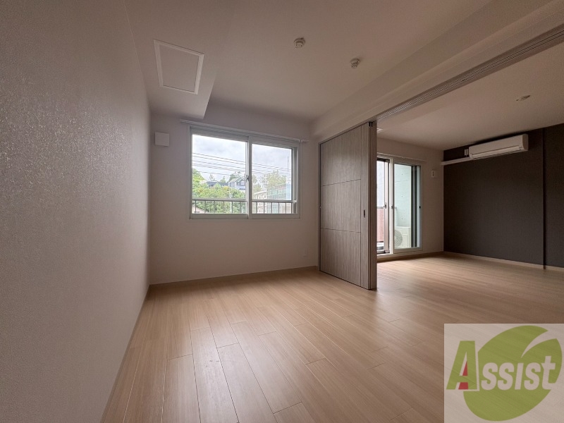 その他部屋・スペース　寝室です。部屋をどう使うかはあなた次第です！