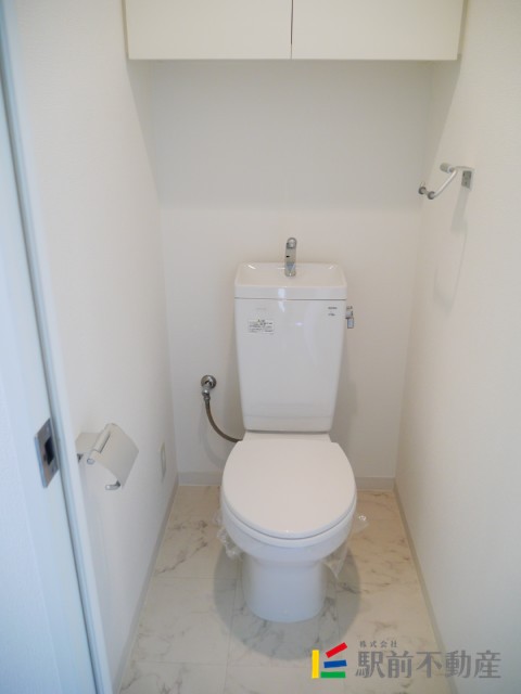 トイレ　写真は同タイプ別部屋