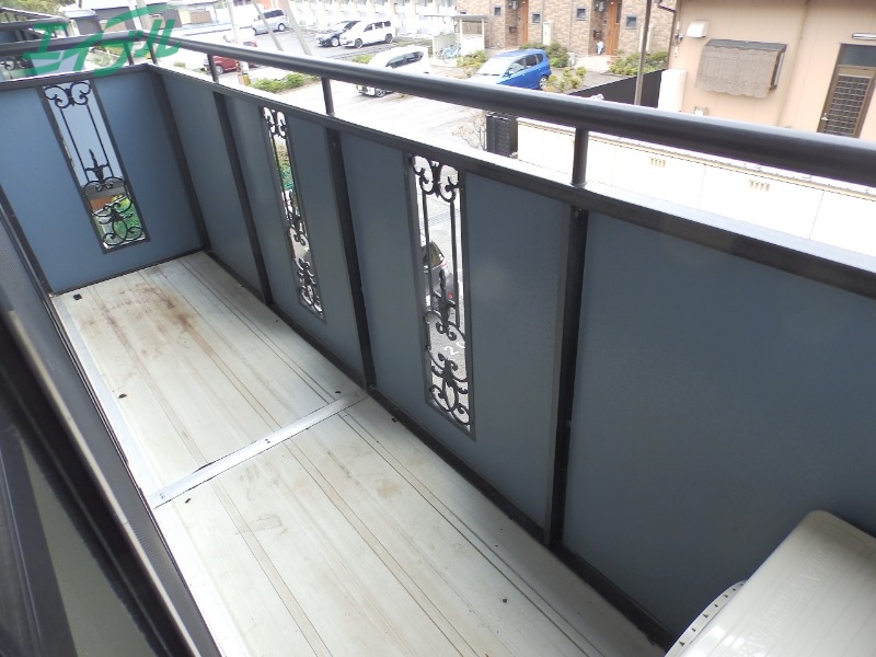 バルコニー　同型反転タイプ