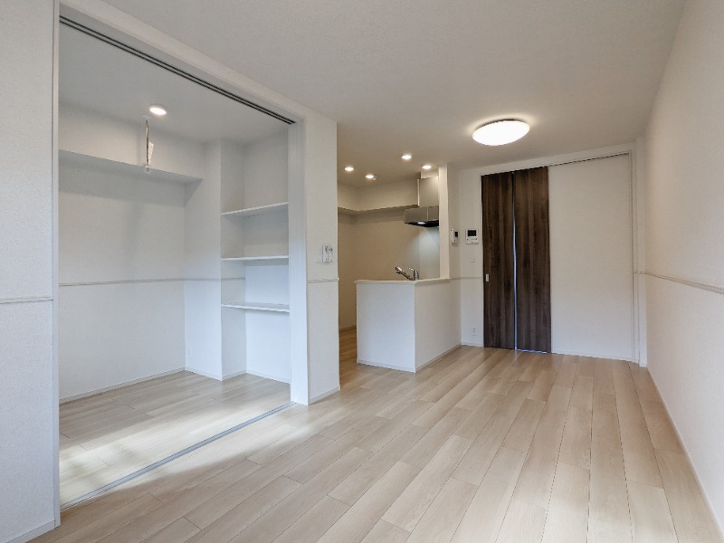 居室・リビング　図面と現状に相違がある場合には現状を優先