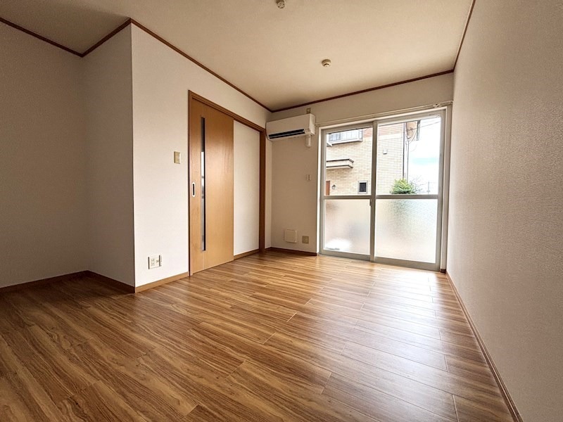 居室・リビング　図面と現状に相違がある場合には現状を優先