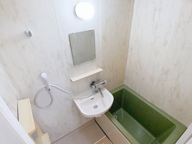 バス・シャワールーム　2025年9月撮影
