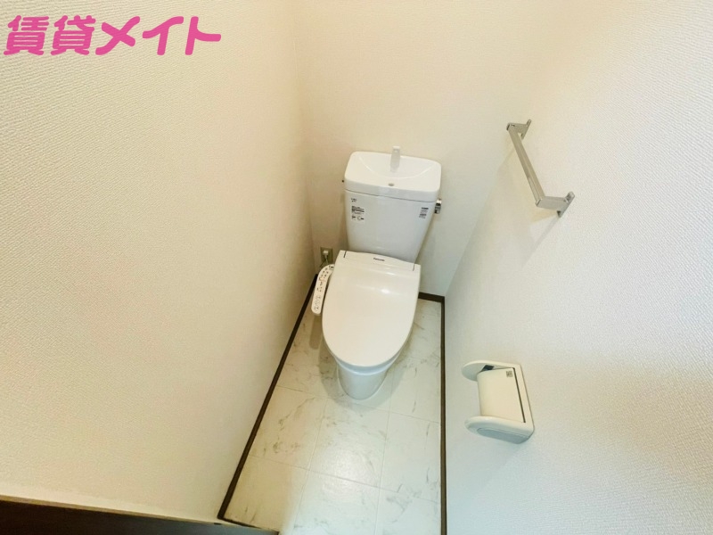 トイレ　トイレ