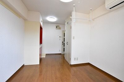 居室・リビング　★洋室6帖★