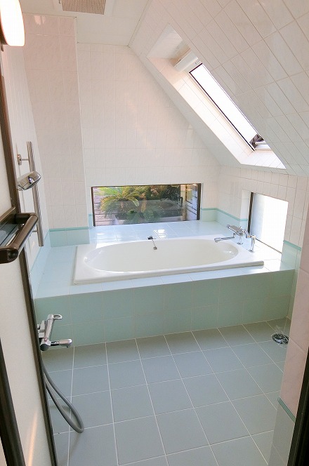 バス・シャワールーム　追い焚き機能