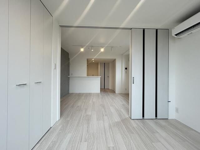 居室・リビング　参考画像 別住戸の写真です