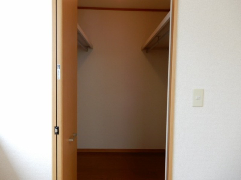 収納　図面と現状に相違がある場合には現状を優先