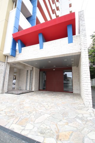 エントランス　毎日通るエントランスはこのようになっています