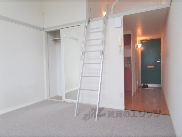 居室・リビング　洋室