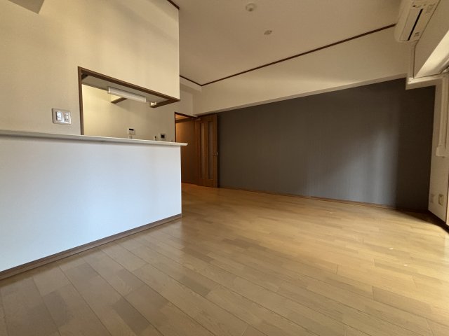 居室・リビング　※同物件、別部屋参考写真