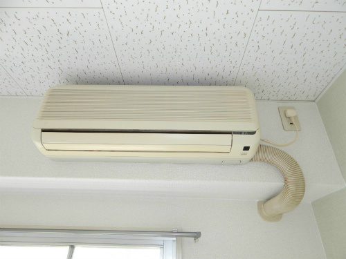 その他設備　冷暖房付き