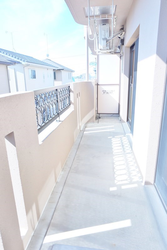バルコニー　※同棟同型内観写真、現状優先となります。