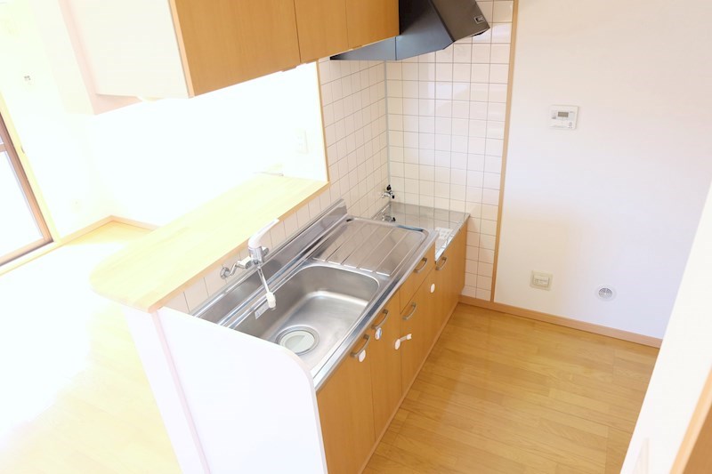 キッチン　※同棟同型内観写真、現状優先となります。