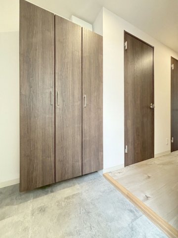 玄関　明るい玄関です