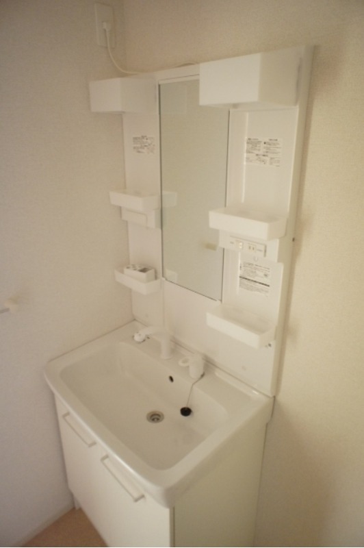 洗面設備　図面と現状に相違がある場合には現状を優先