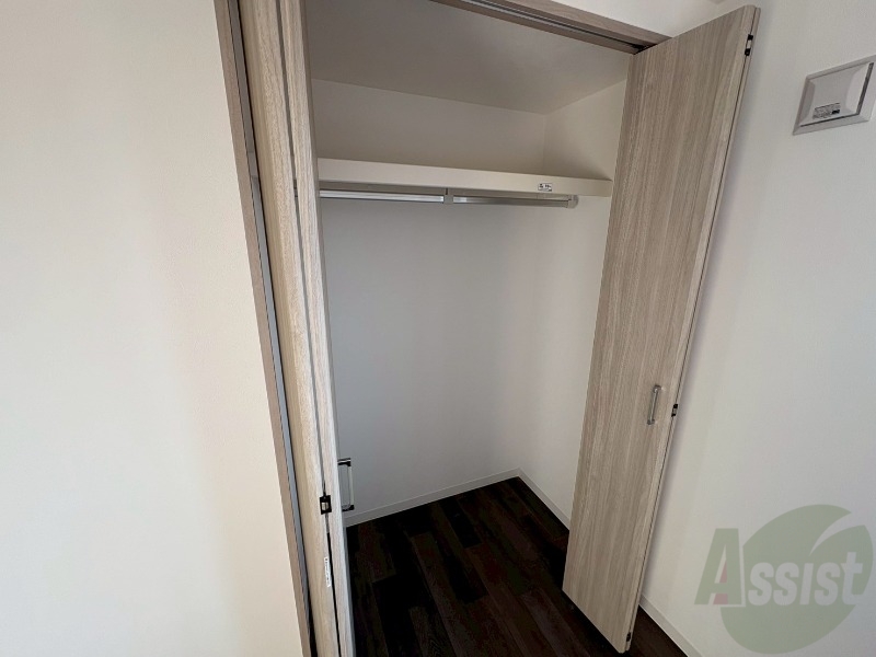 収納　クローゼットがありました。お洋服や荷物はここへ