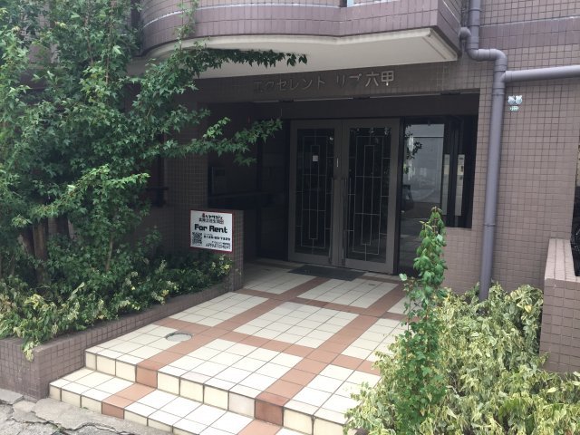 エントランス　建物の内部です