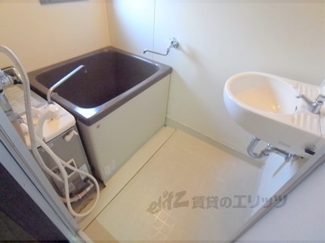 バス・シャワールーム　バス