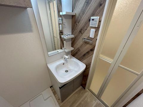 洗面設備　洗髪洗面化粧台