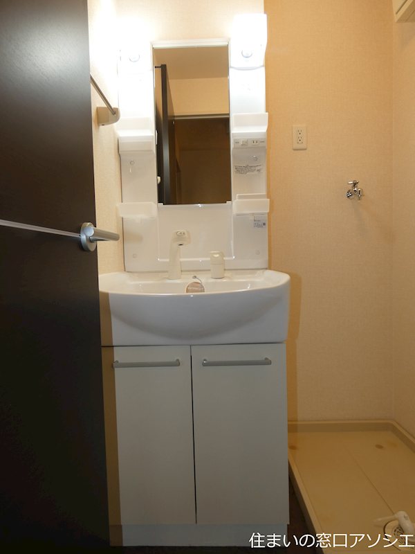 洗面設備　シャンプードレッサー