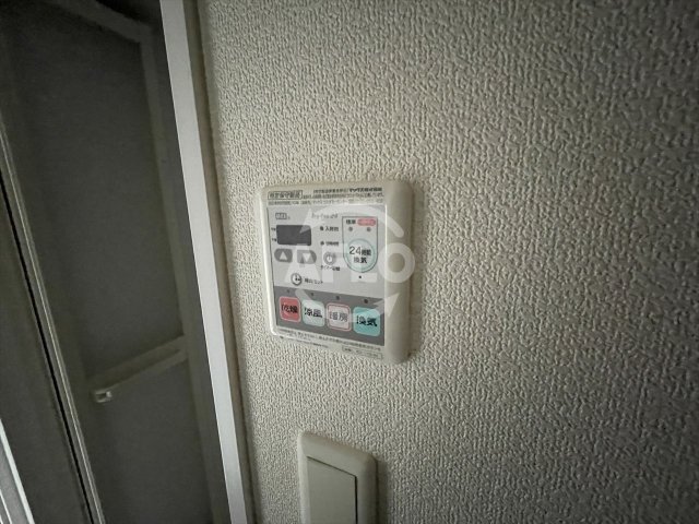 その他設備　SERENiTE北浜　浴室リモコン