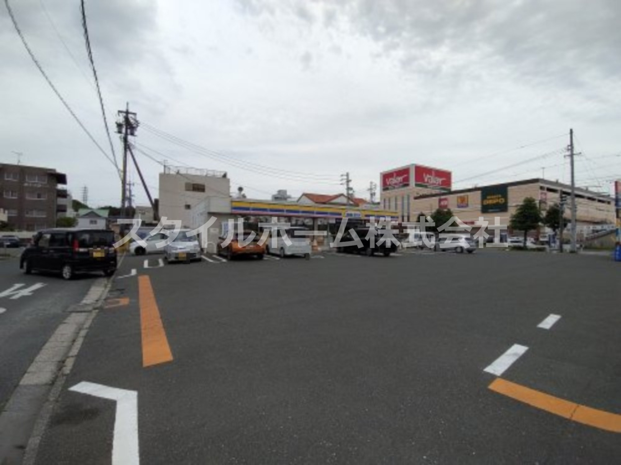 コンビニ　ミニストップ 豊橋前田南町店（コンビニ）まで140m