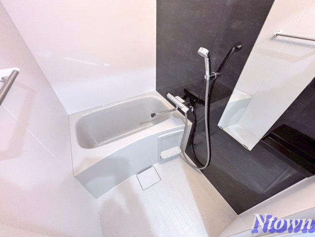 バス・シャワールーム　お風呂で日々の疲れを落としましょう