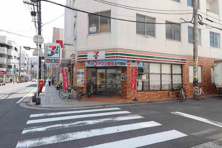 コンビニ　セブンイレブン（コンビニ）まで1259m