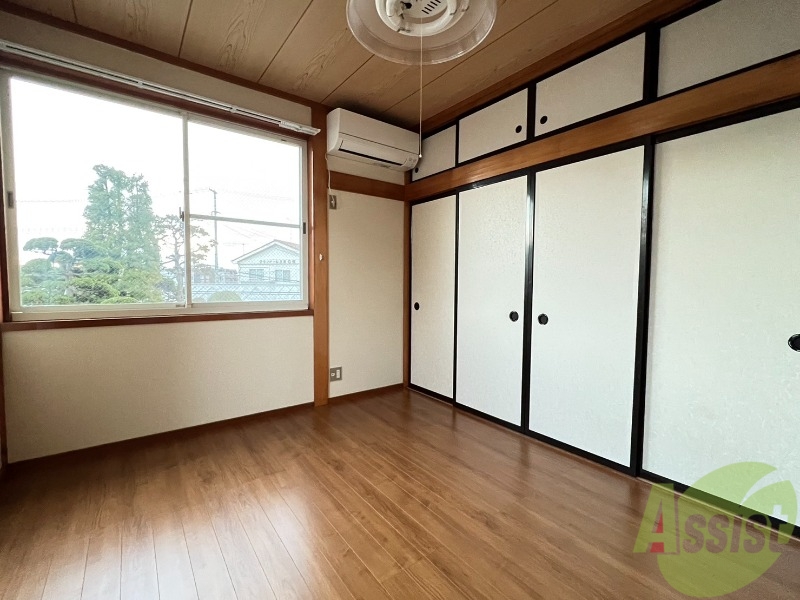 収納　収納です。大きくてたくさん入る収納になっております。