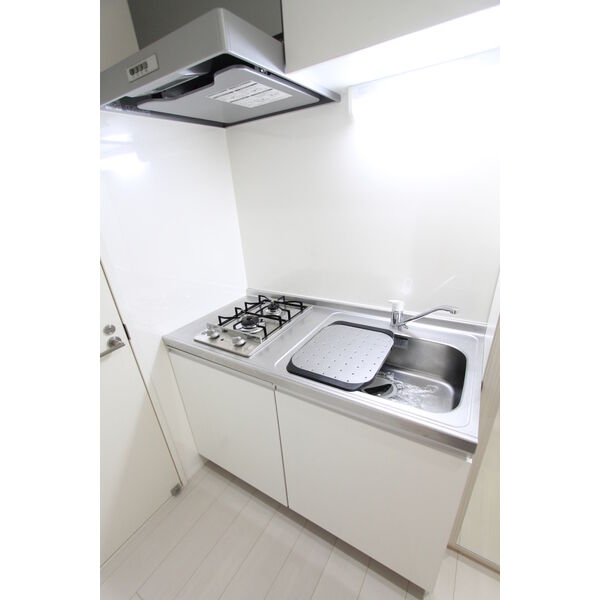 キッチン　同シリーズタイプの室内写真となります