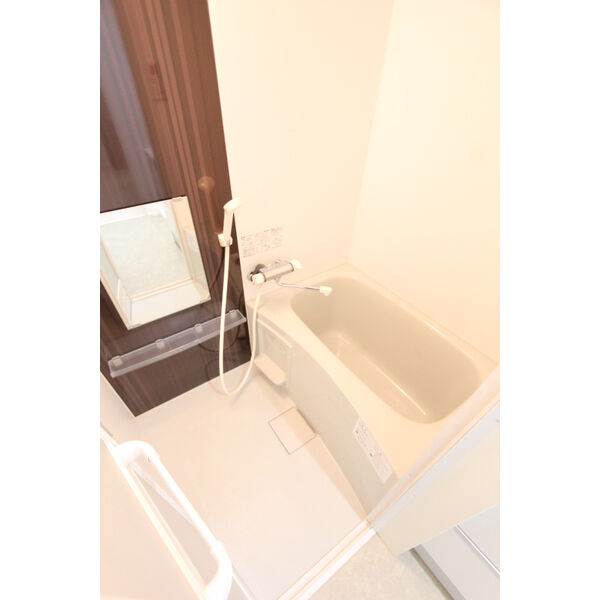 バス・シャワールーム　同シリーズタイプの室内写真となります