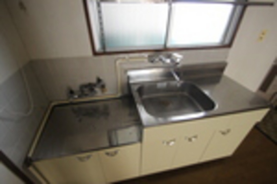 キッチン　※別号室の写真です。