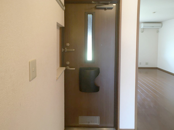 玄関　アベニール