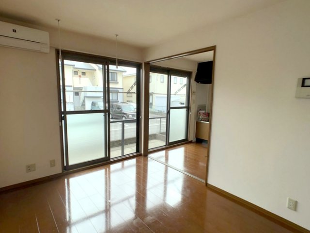 居室・リビング　アベニール