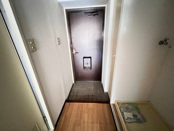 ダイアパレス比治山パークサイドの玄関写真