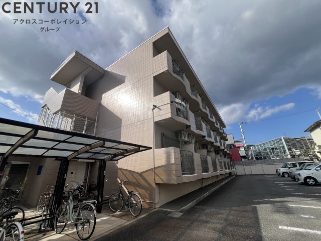 建物外観　閑静な住宅街