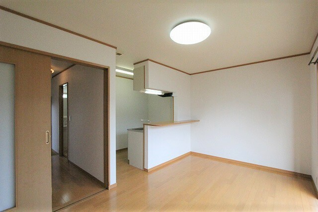 居室・リビング　※別号室写真の為現況優先