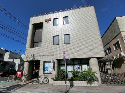 郵便局　三鷹牟礼二郵便局（郵便局）まで74m