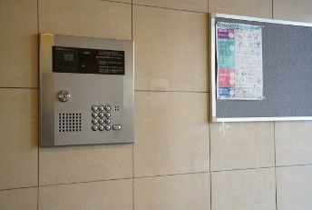 エントランス　エントランス