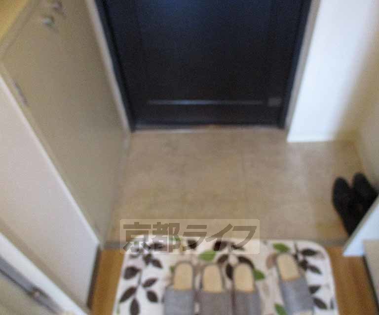 玄関　下駄箱です。