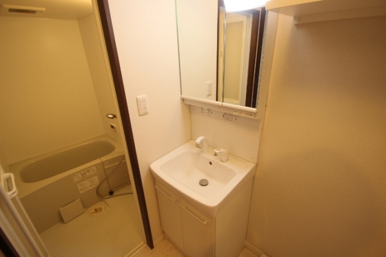 洗面設備　※別部屋の写真です