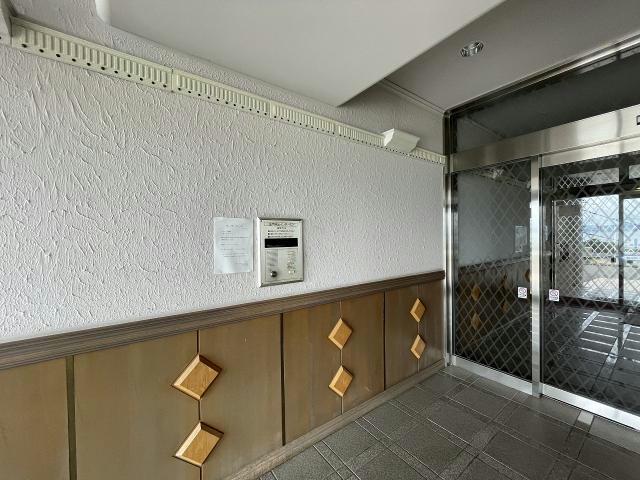 エントランス　エントランス部分