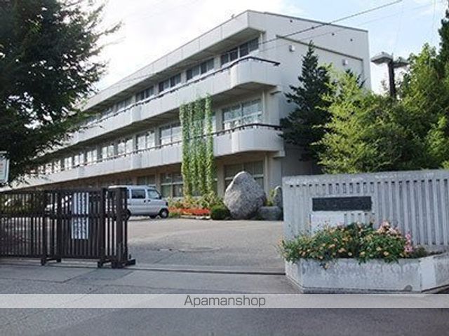 中学校　松本市中学校松島中学校（中学校）まで1233m