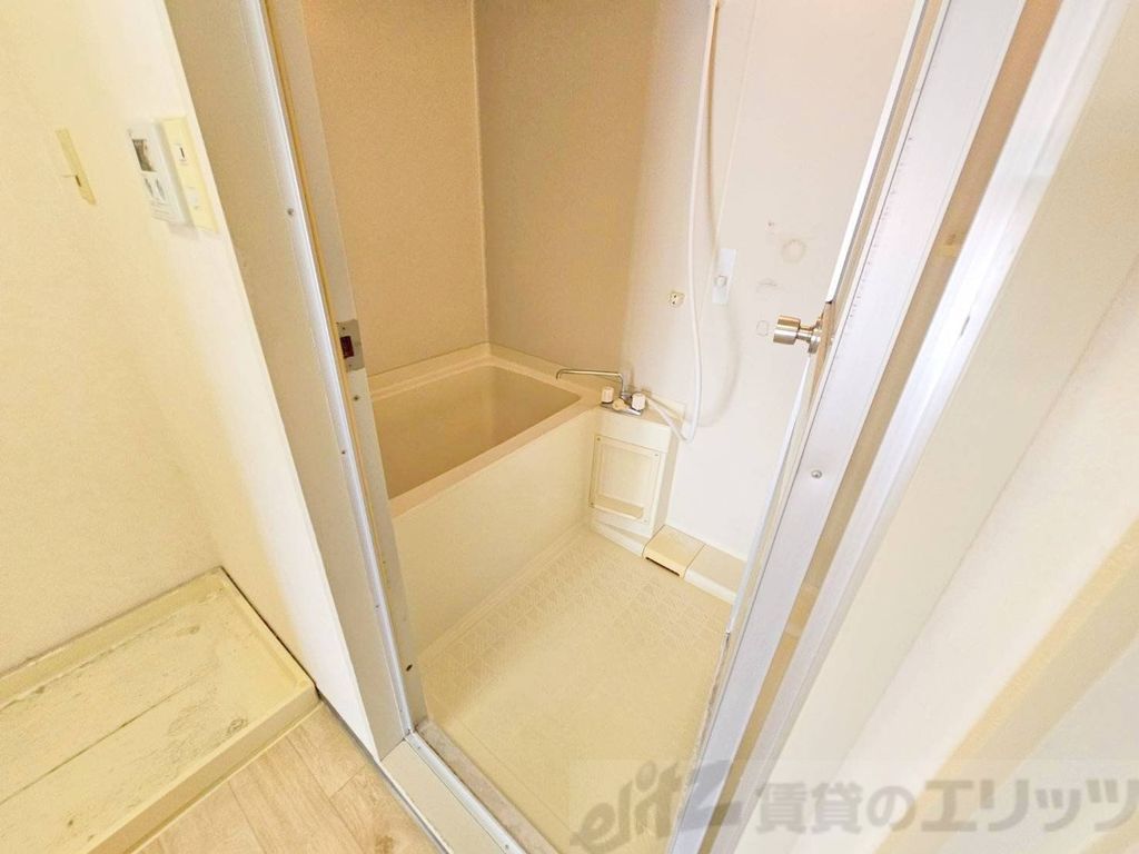 バス・シャワールーム　バルコニー